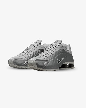 Nike Shox R4