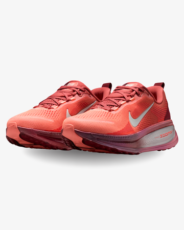 Nike Vomero 18 SE