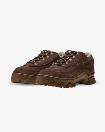 Nike Lahar Low v1 Sanddrift