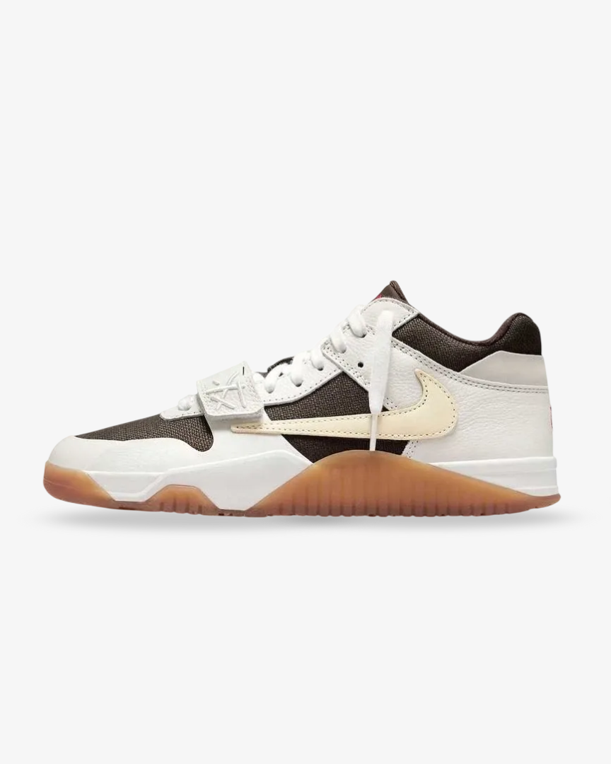 Nike Jordan Jumpman Jack TR Travis Scott en marrón claro verdoso