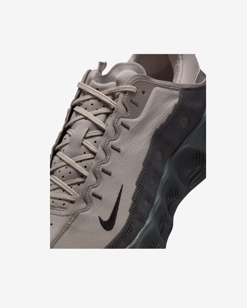 NIKE AVA ROVER