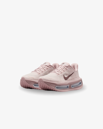 NIKE Vomero Premium
