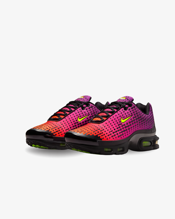 NIKE AIR MAX PLUS VII