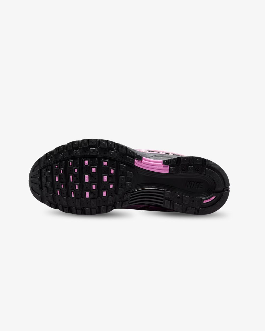 Nike  P-600