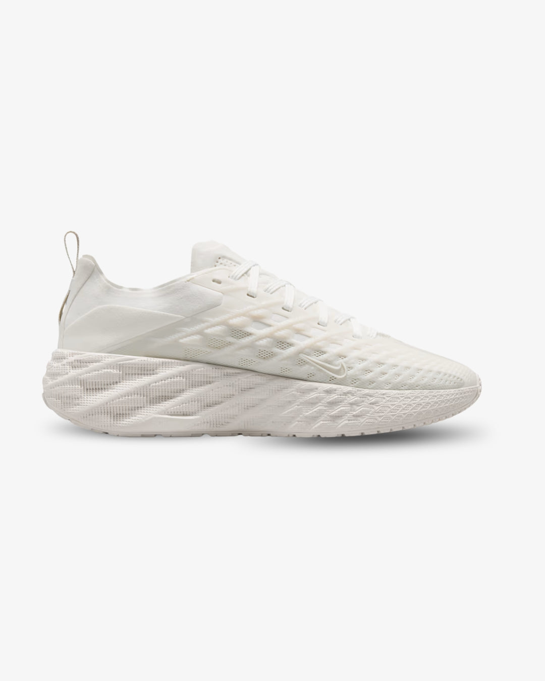 Nike Ava Edge