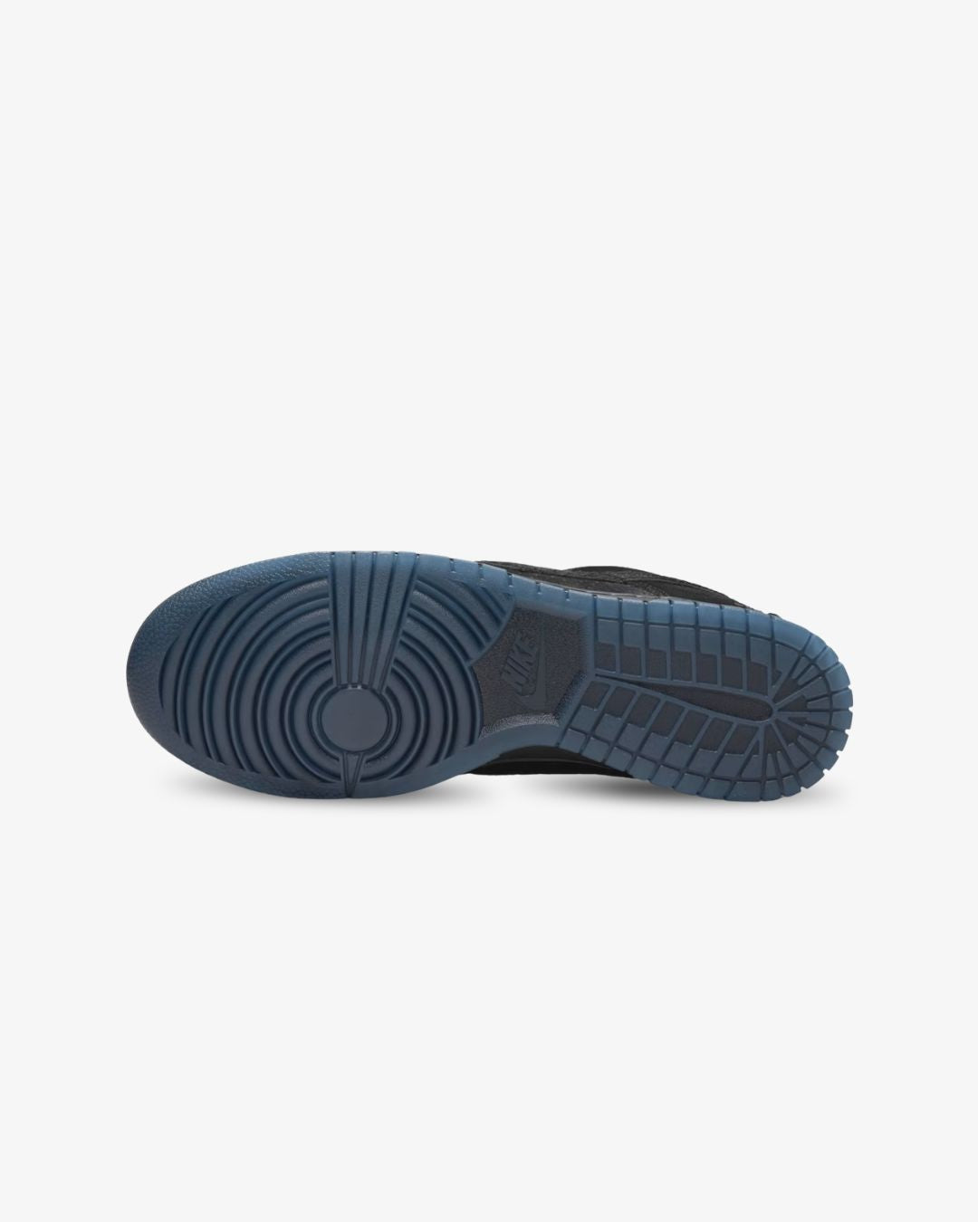 Tenis Nike Dunk UNDEFEATED