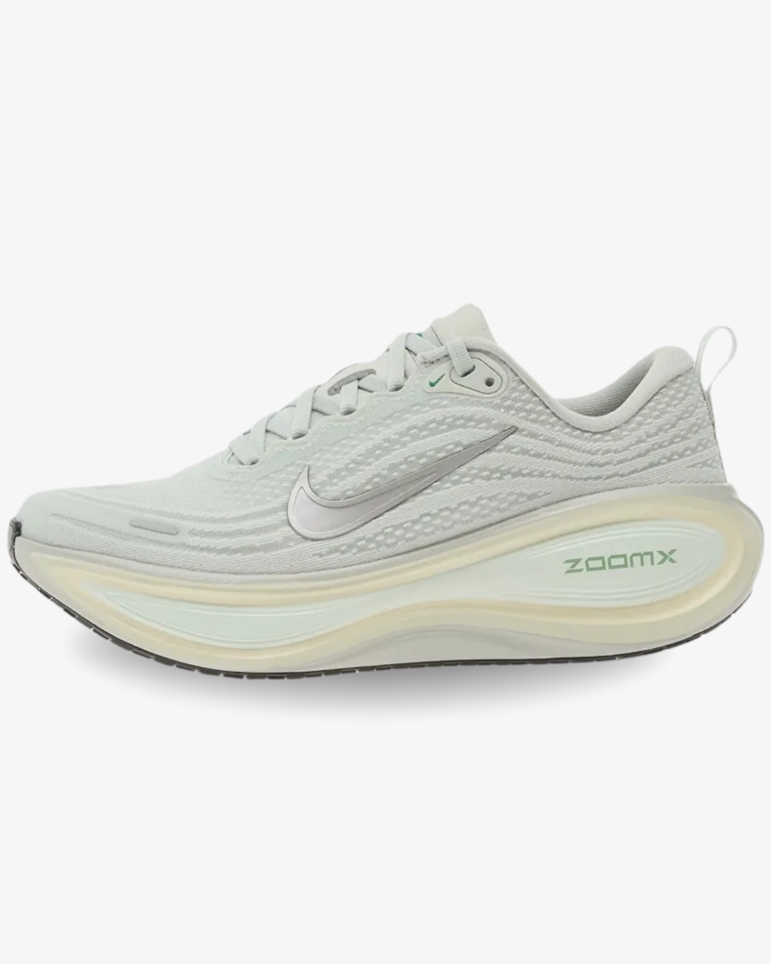 NIKE Vomero Plus