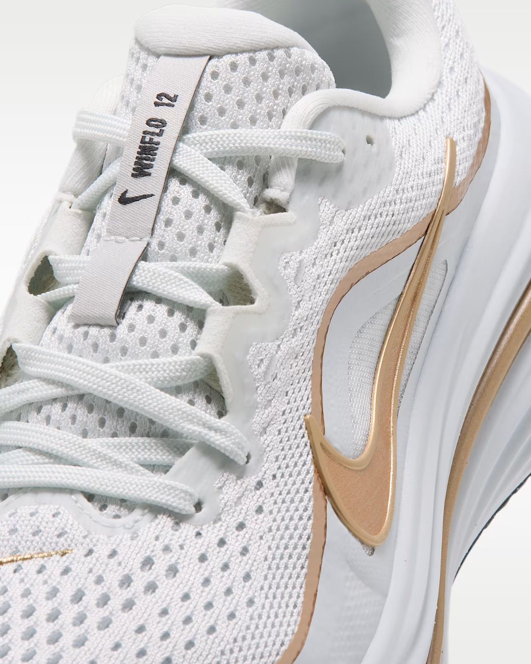 Nike Winflo 12 Off White