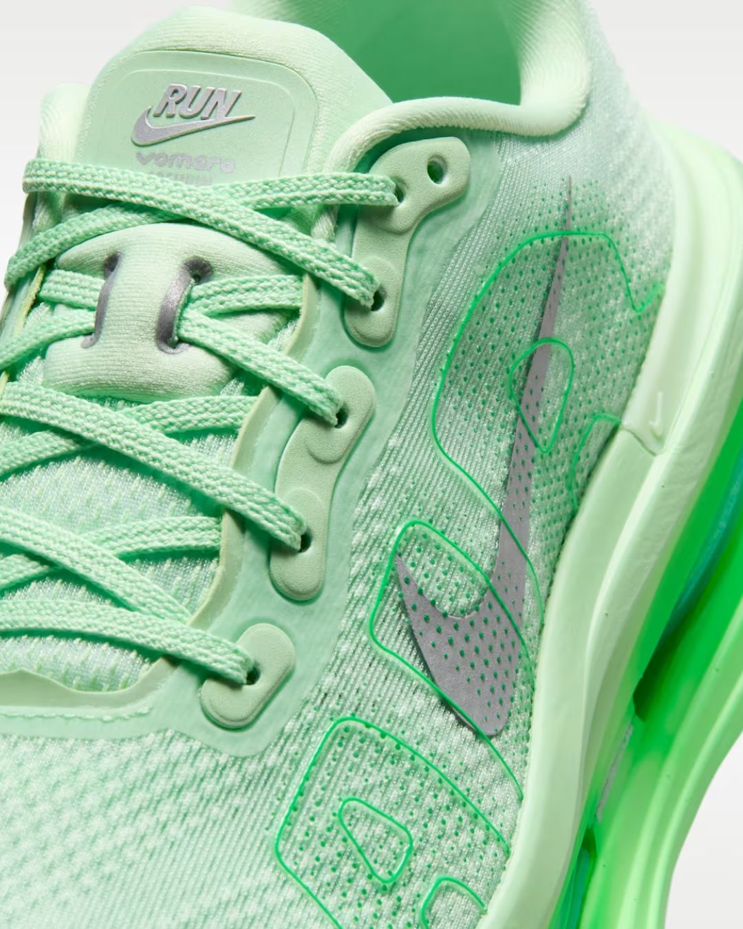 Nike Vomero Premium Cucumber Calm