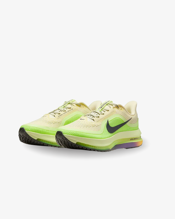 NIKE Pegasus Premium