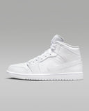 Tenis Nike Jordan 1 Mid Triple White