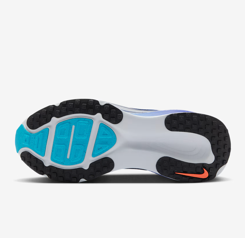 Vomero 18 Blue Void Metallic Silver