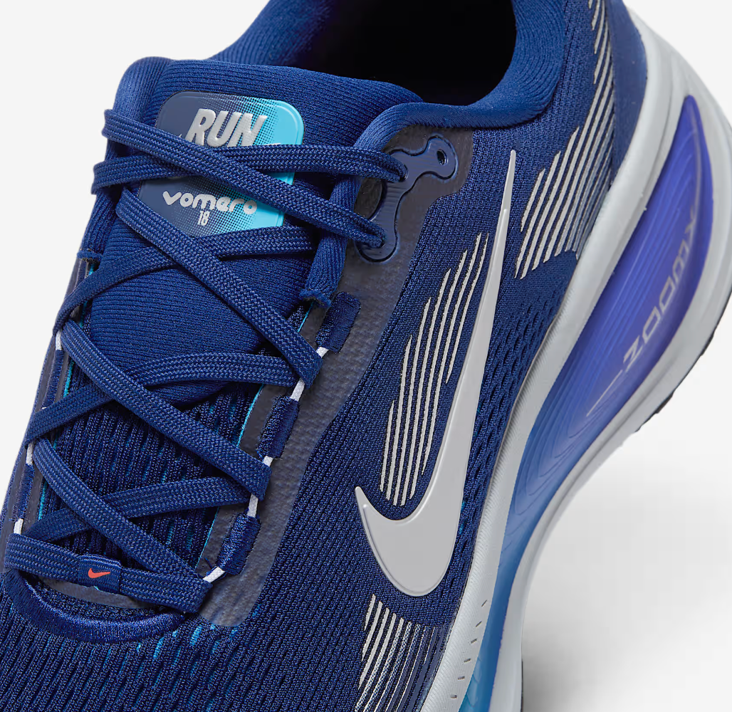 Vomero 18 Blue Void Metallic Silver