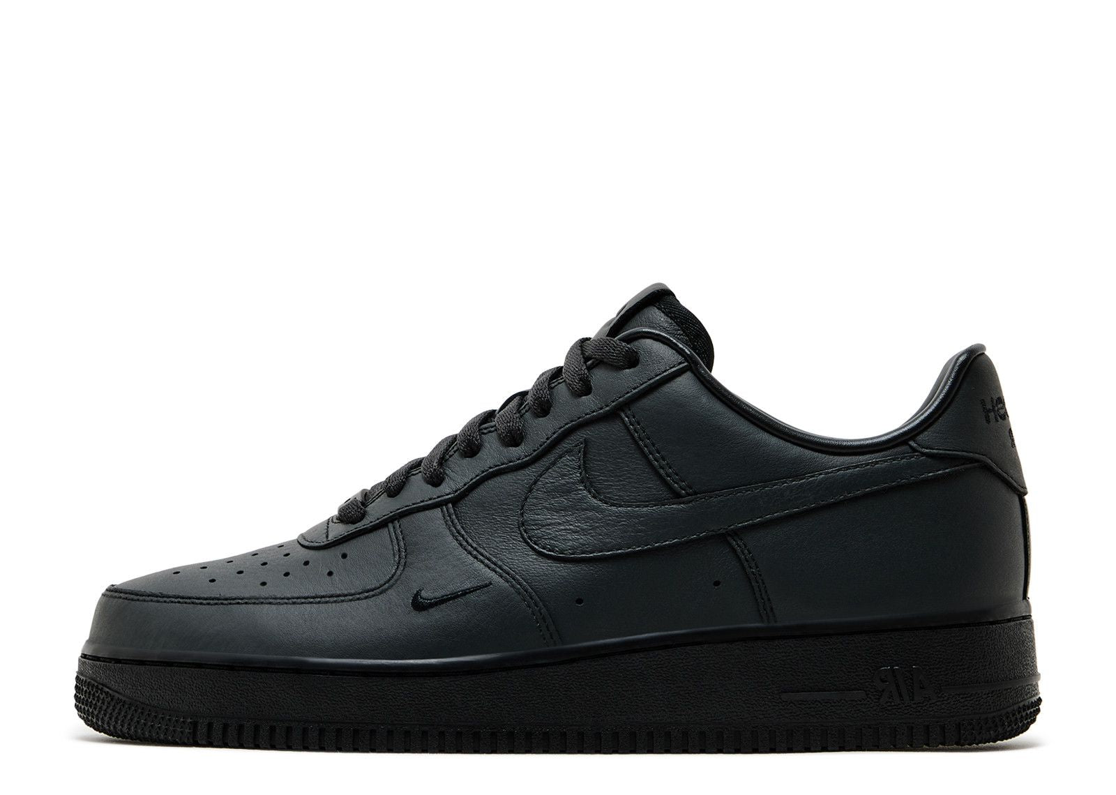 Air Force 1 Low Dirty Triple Black