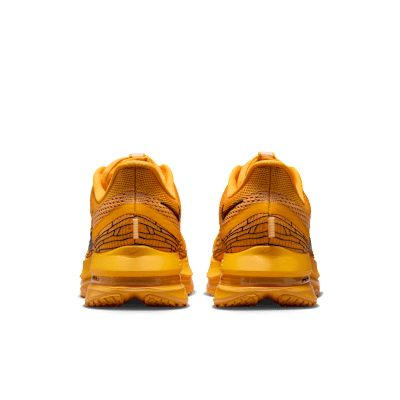 Nike Pegasus Premium Modern Mayfly Pack