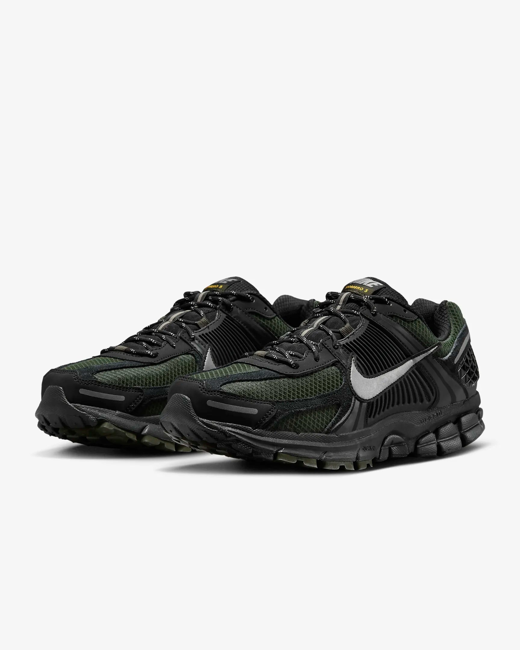 Tenis Nike Zoom Vomero 5