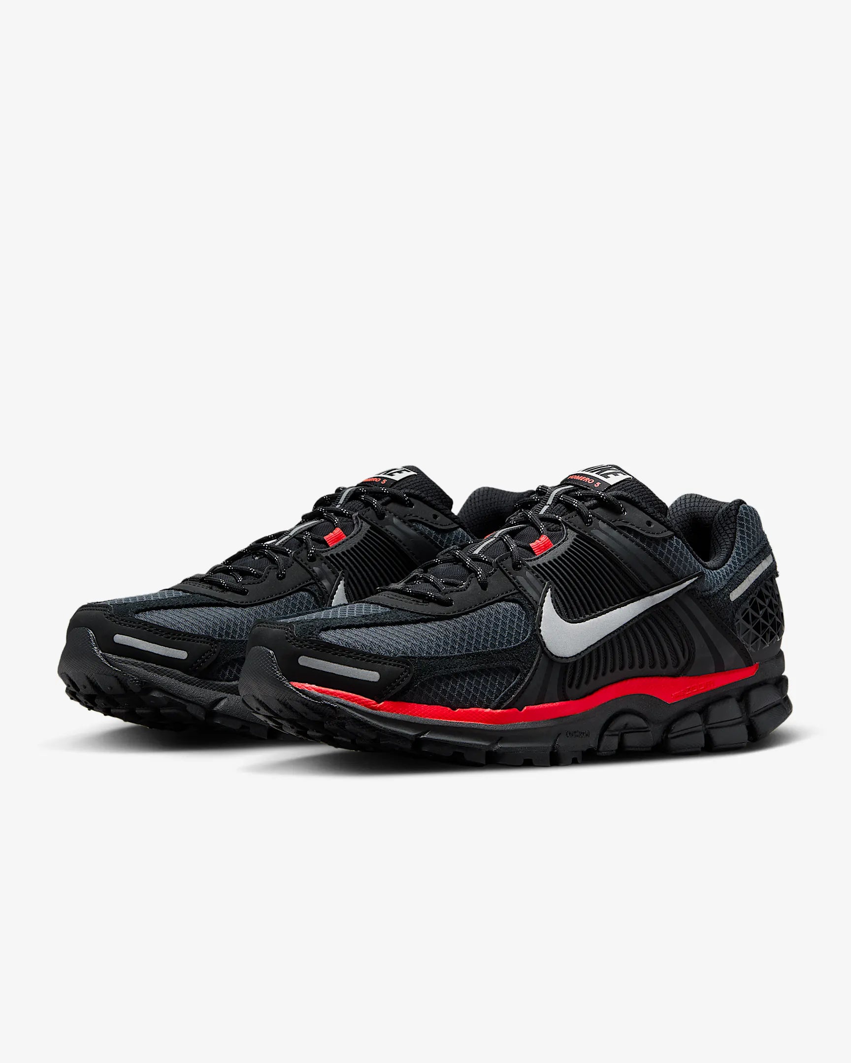 Tenis Nike Zoom Vomero 5