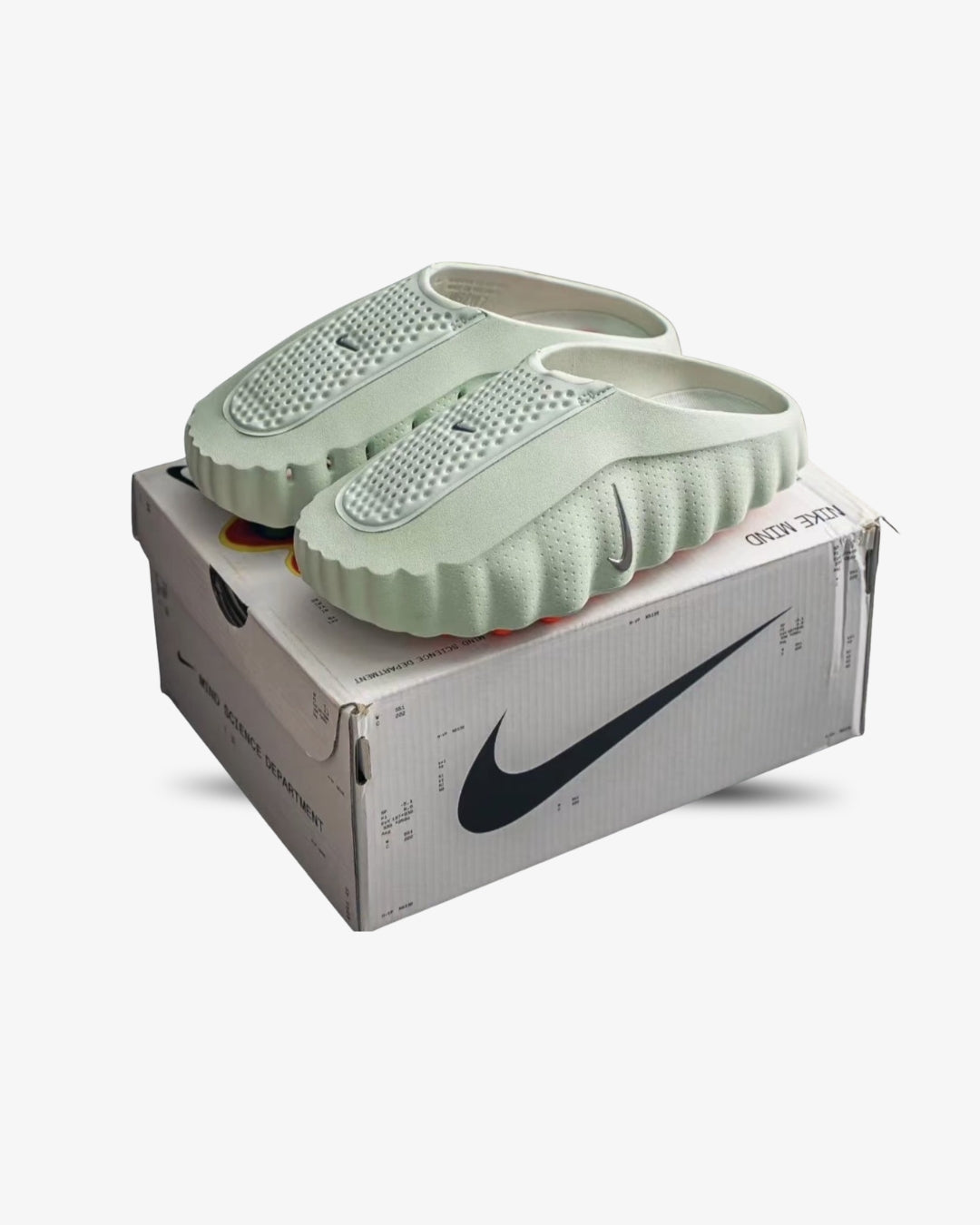 Nike Mind 001  Barely Green