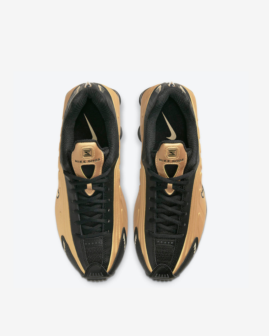 Tenis Nike Shox R 4 Metallic Gold