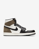 Tenis Nike Jordan 1 Retro High