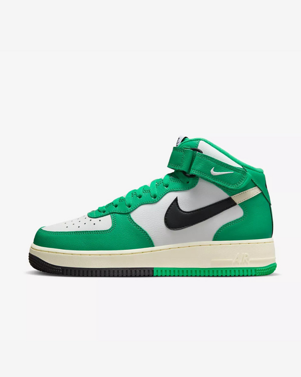 Tenis Nike Air Force 1 Mid LV8
