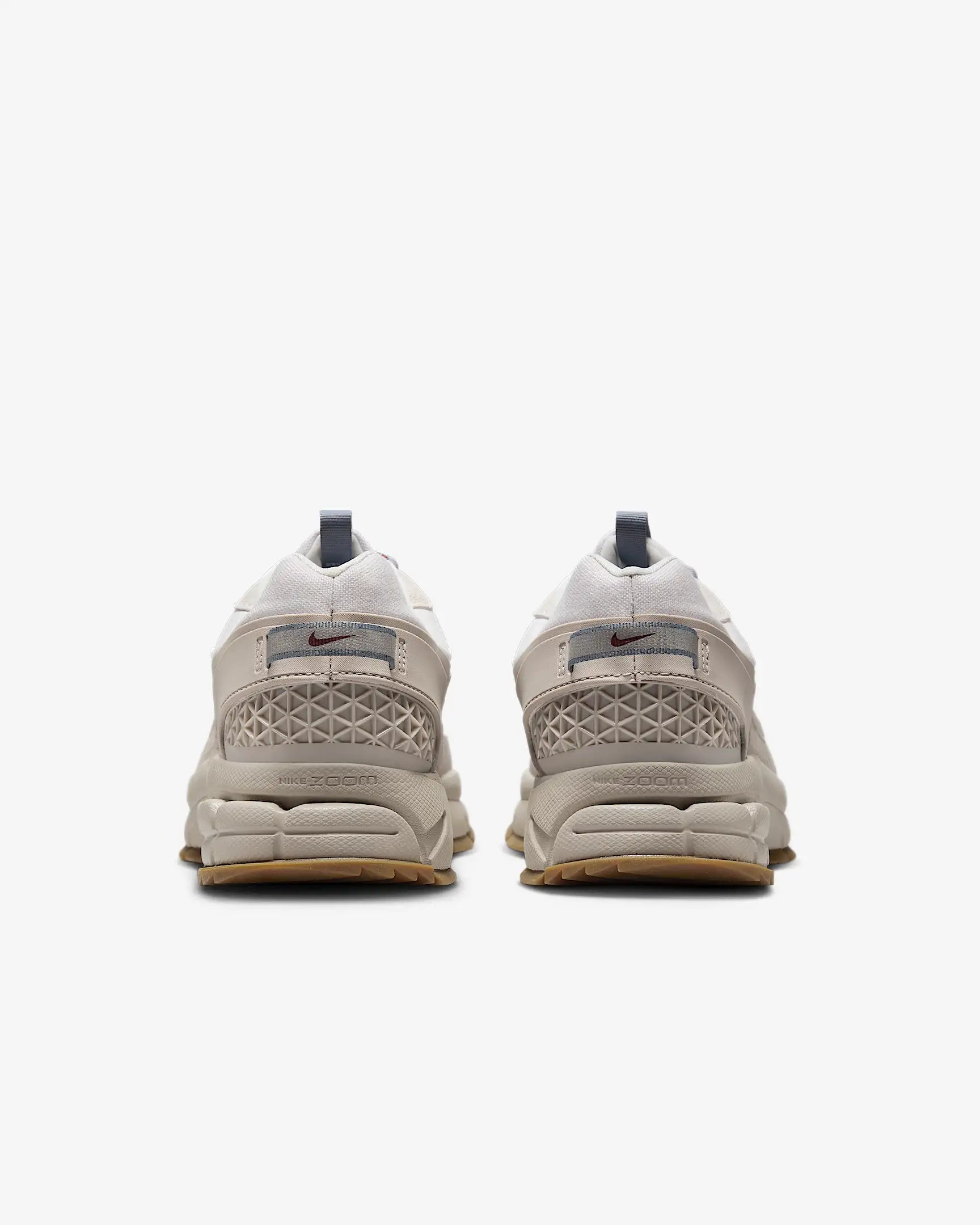 Tenis Nike Zoom Vomero Roam