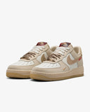 Tenis Nike Air Force 1 ’07 LX