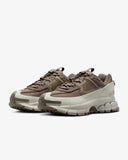 Tenis Nike Zoom Vomero 5 Roam