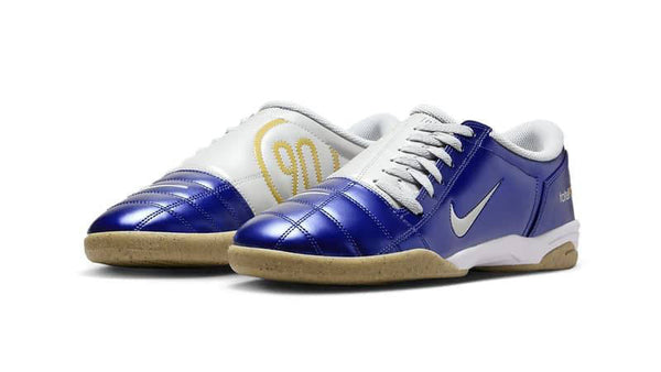 Nike  Total 90 3 SP