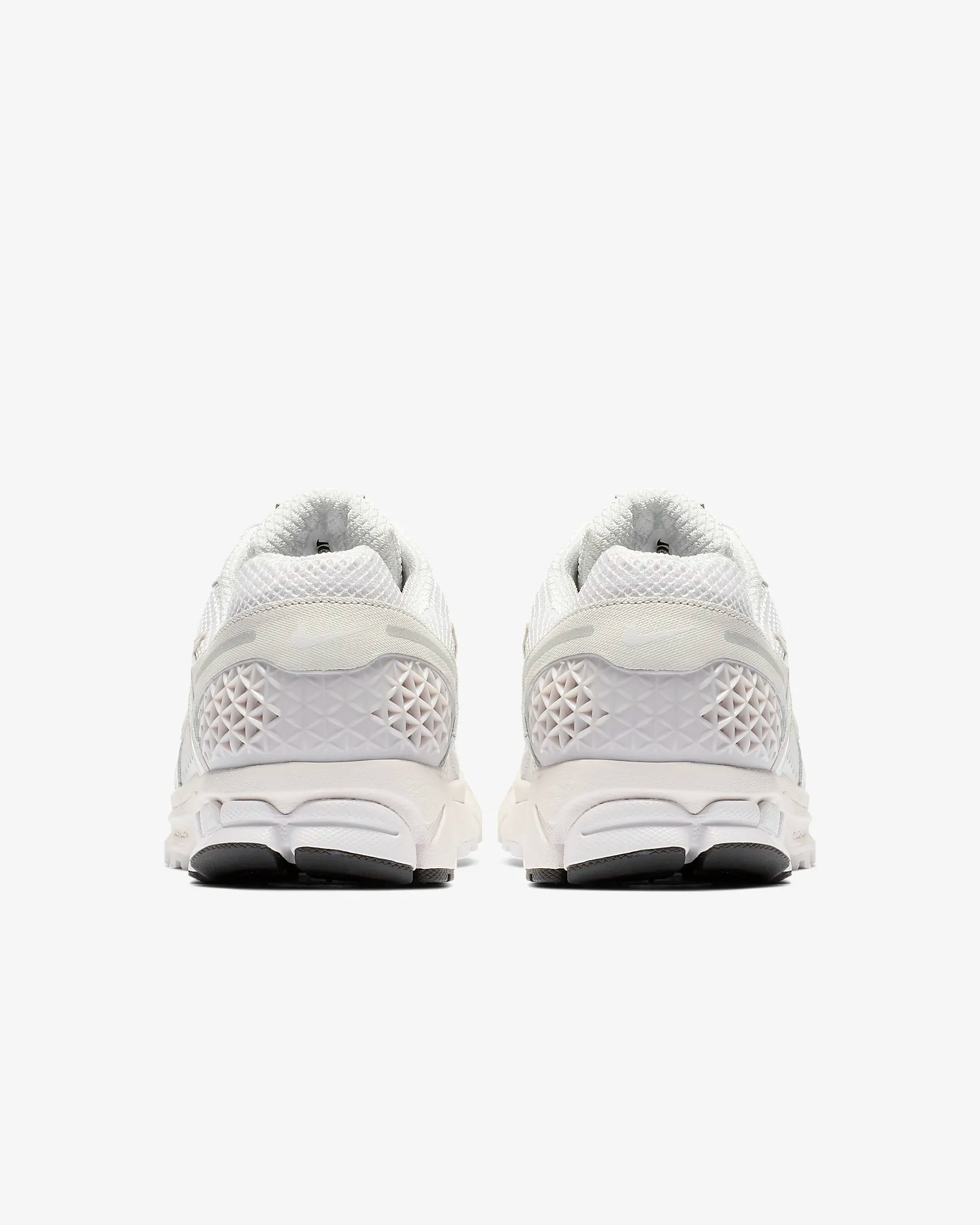 Tenis Nike Zoom Vomero 5